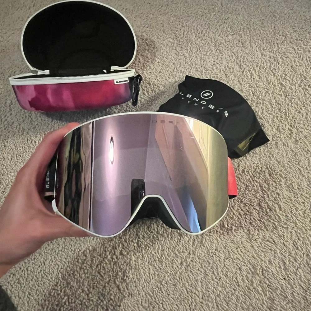 Blenders Ski/Snowboard Goggles with Interchangeable Lenses